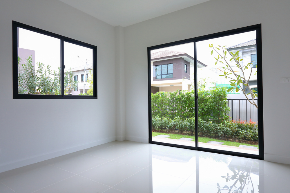 Dit is het resultaat van vliesbehang laten aanbrengen in je nieuwbouwwoning in Eindhoven.